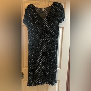 Old Navy dress black with white polka dots
